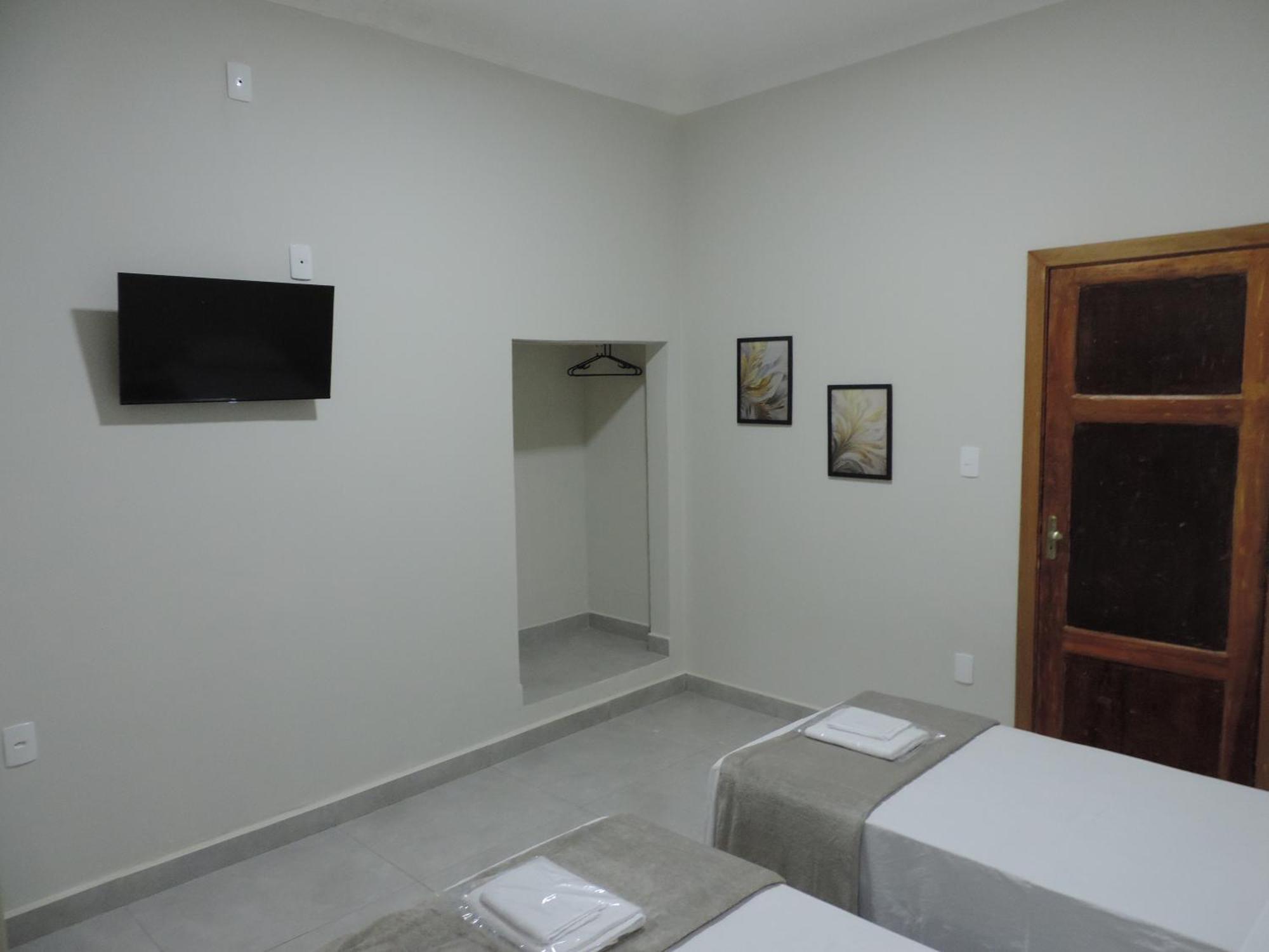 Sb Hospedaria Pousada Убераба Экстерьер фото
